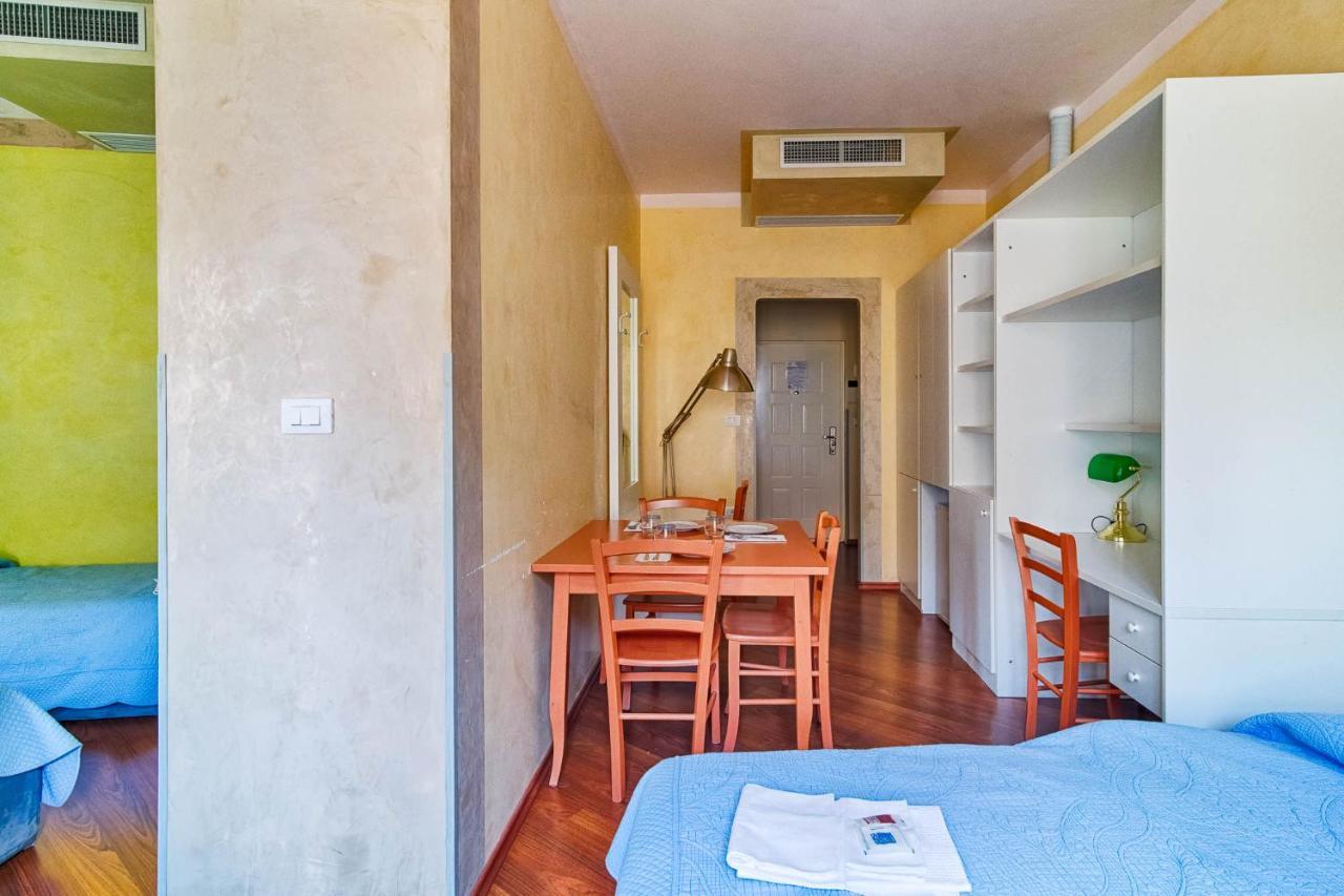 Lloyd Residence Triestino Bagian luar foto