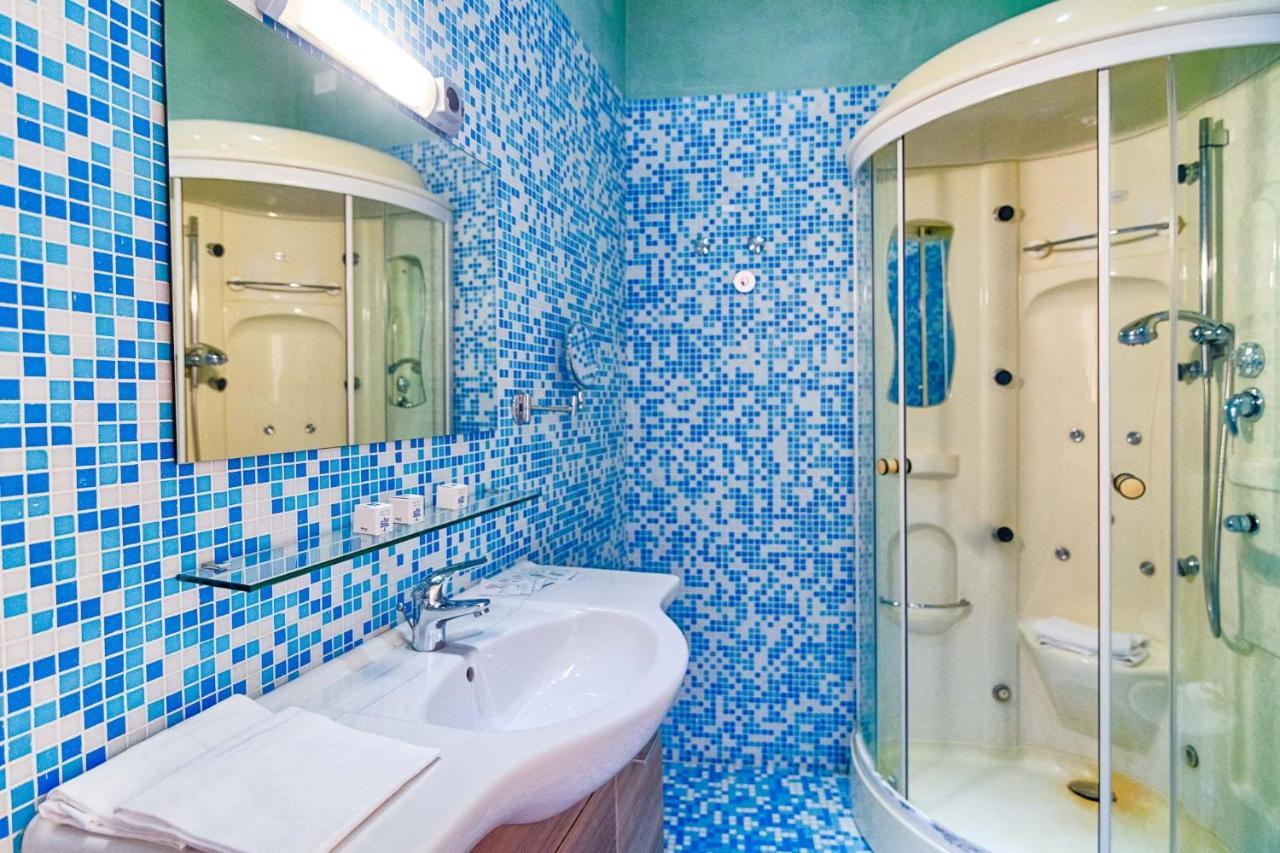 Lloyd Residence Triestino Bagian luar foto