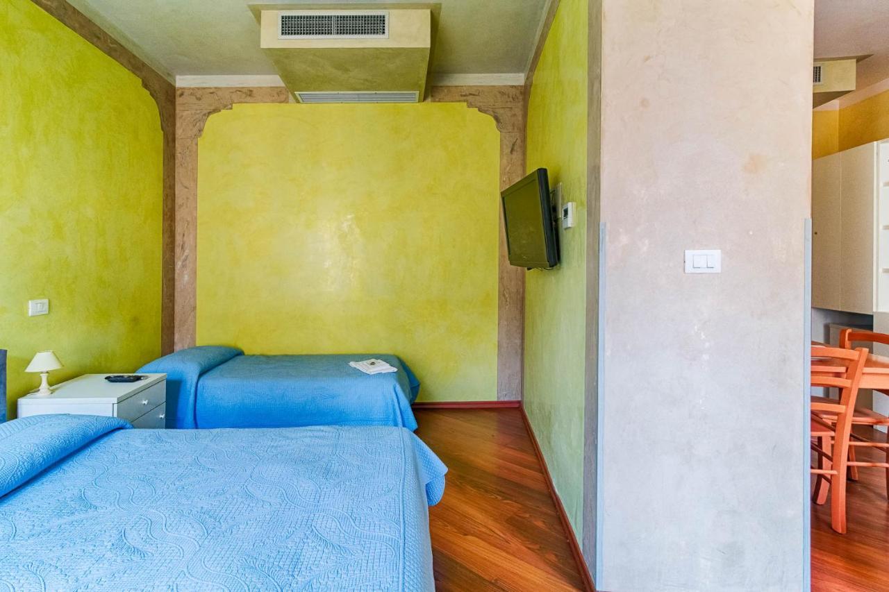 Lloyd Residence Triestino Bagian luar foto